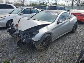  Salvage Hyundai Genesis