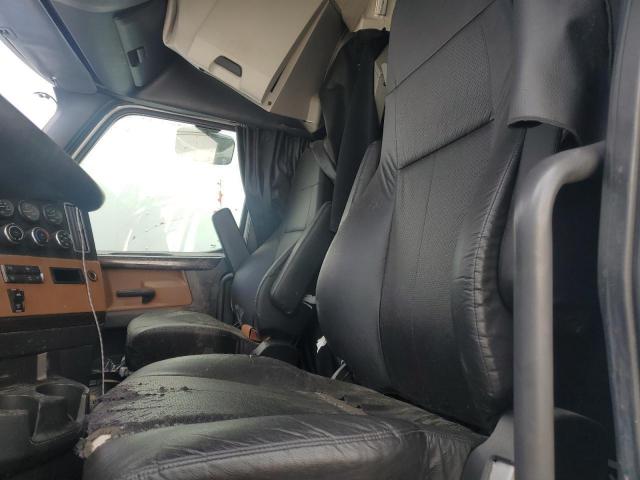 Freightliner Cascadia 116 Image 4