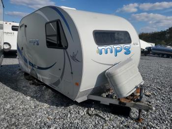  Salvage Heartland Rv Sundance 3