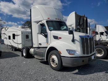  Salvage Peterbilt Tractor 579
