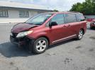 Toyota Sienna Le Image 1