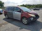 Toyota Sienna Le Image 2