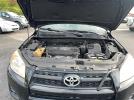 Toyota RAV4 Image 4