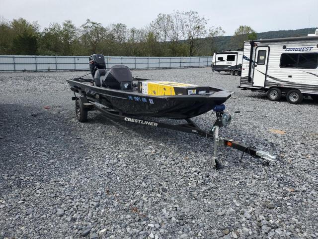  Salvage Crestliner Boat