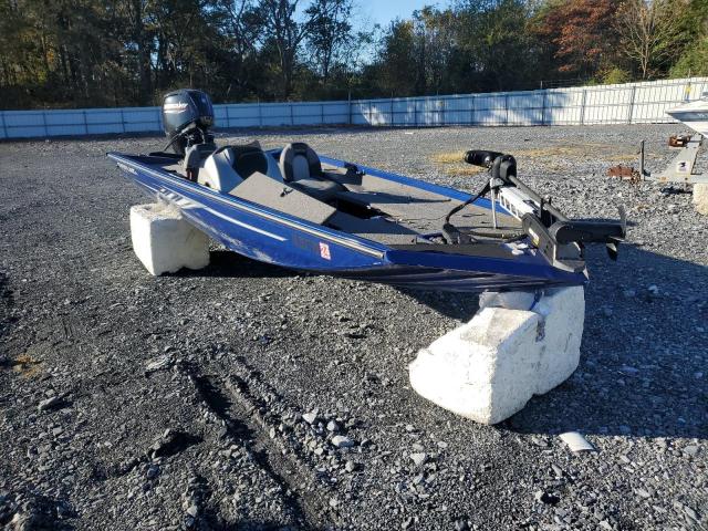  Salvage Crestliner Boat