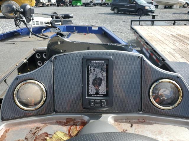 Crestliner Boat Image 10