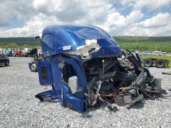  Salvage Freightliner Cascadia 1
