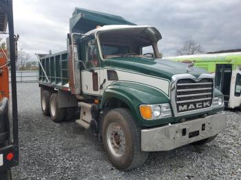  Salvage Mack Cv713