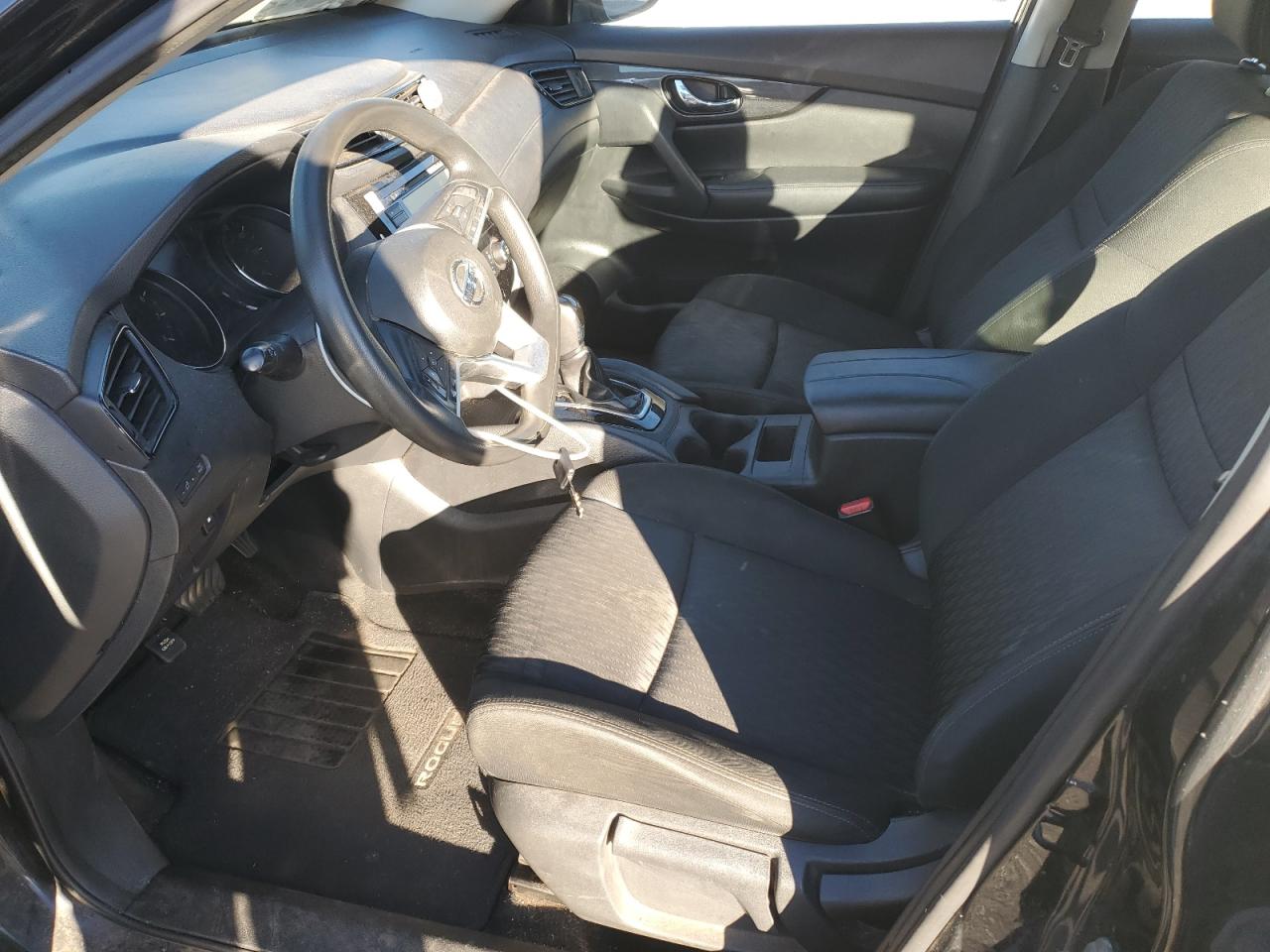 Nissan Rogue S Image 7