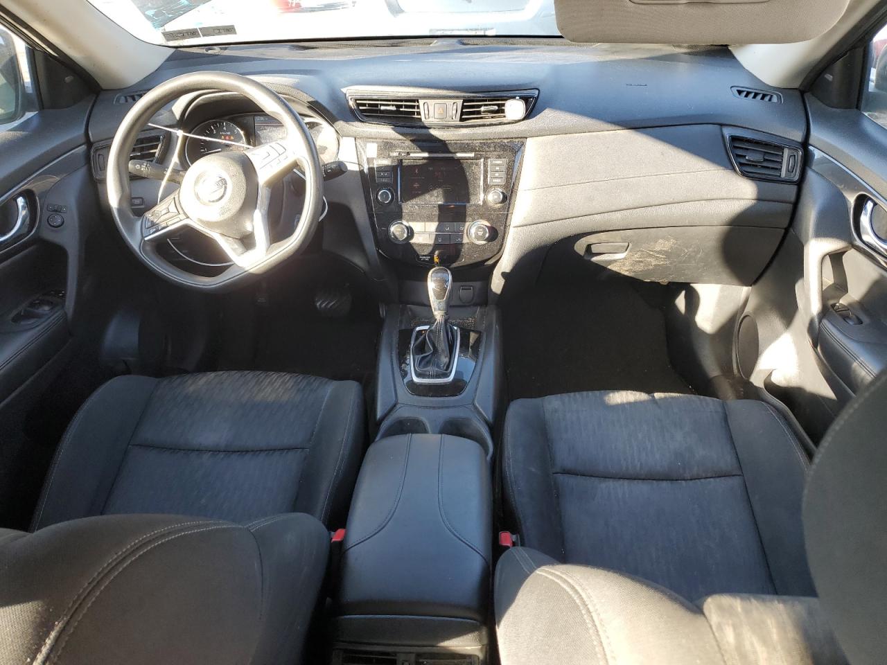 Nissan Rogue S Image 10