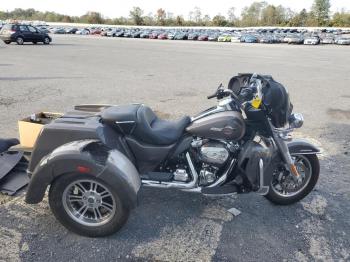  Salvage Harley-Davidson Fl