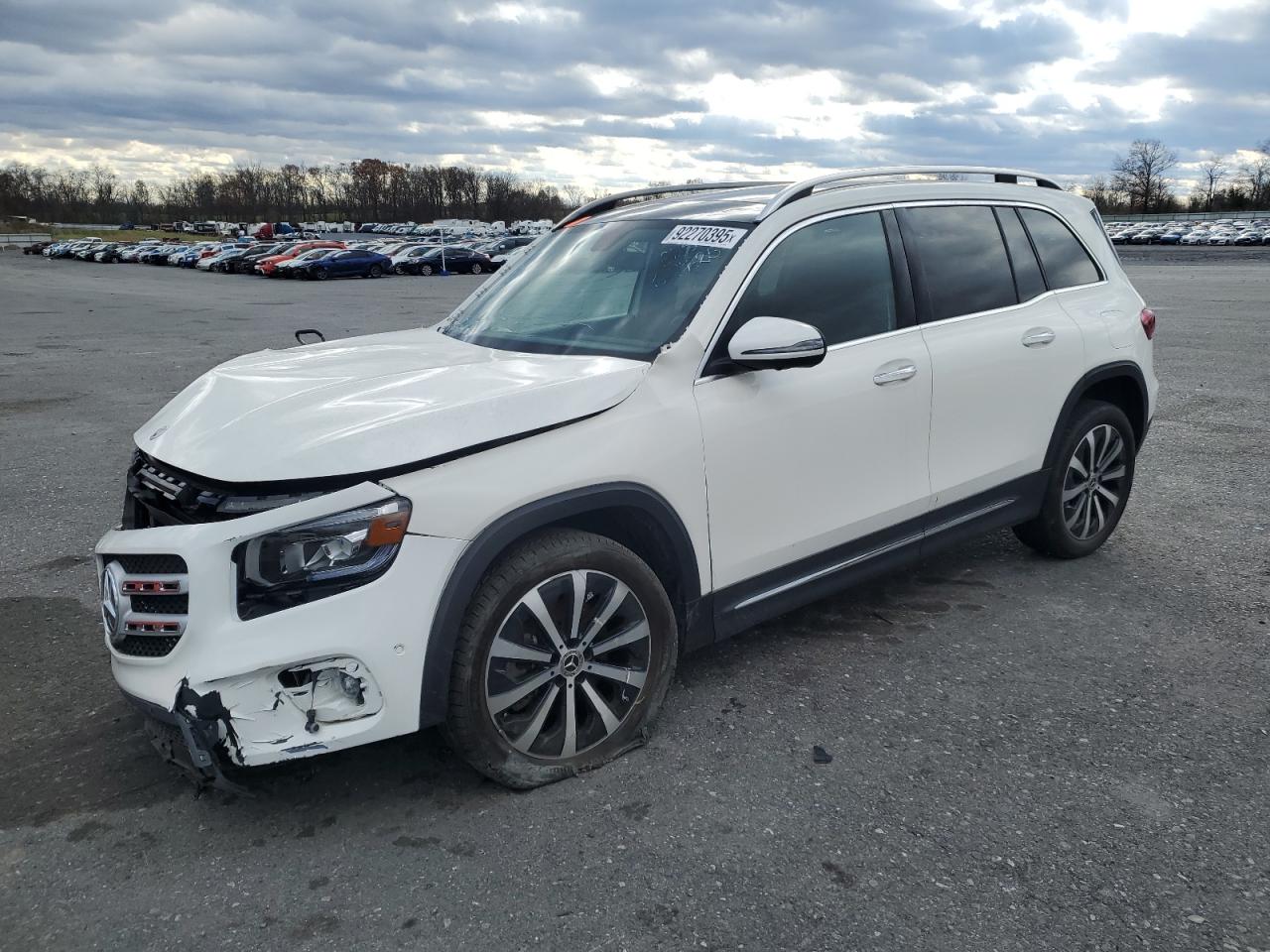 Mercedes-Benz GLB 250 4matic Image 1