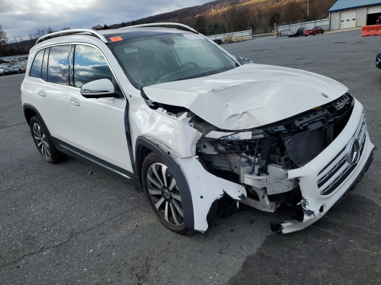 Mercedes-Benz GLB 250 4matic Image 4