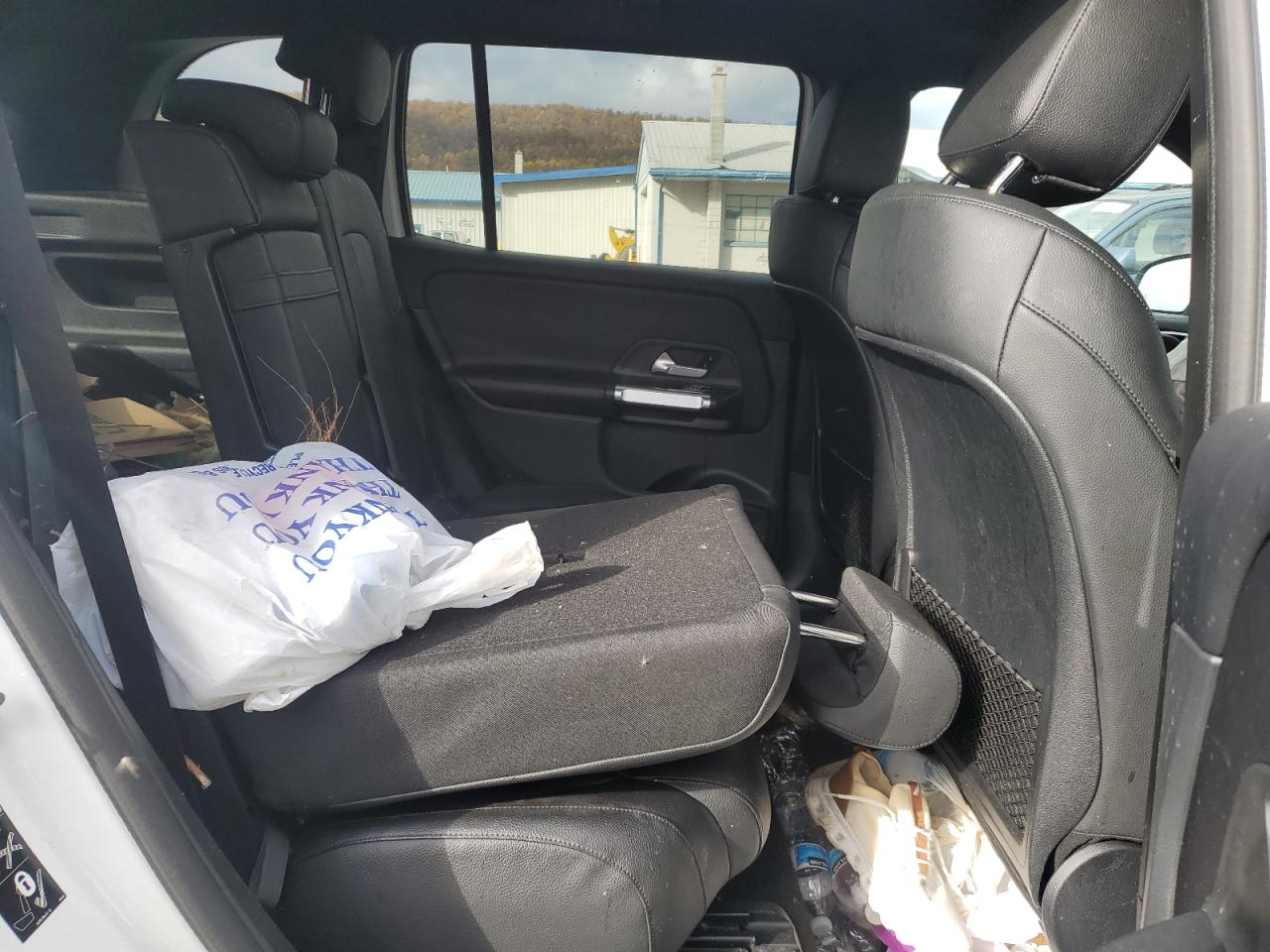 Mercedes-Benz GLB 250 4matic Image 11