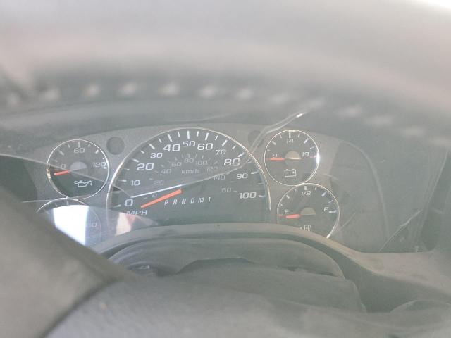 Chevrolet Express Image 6