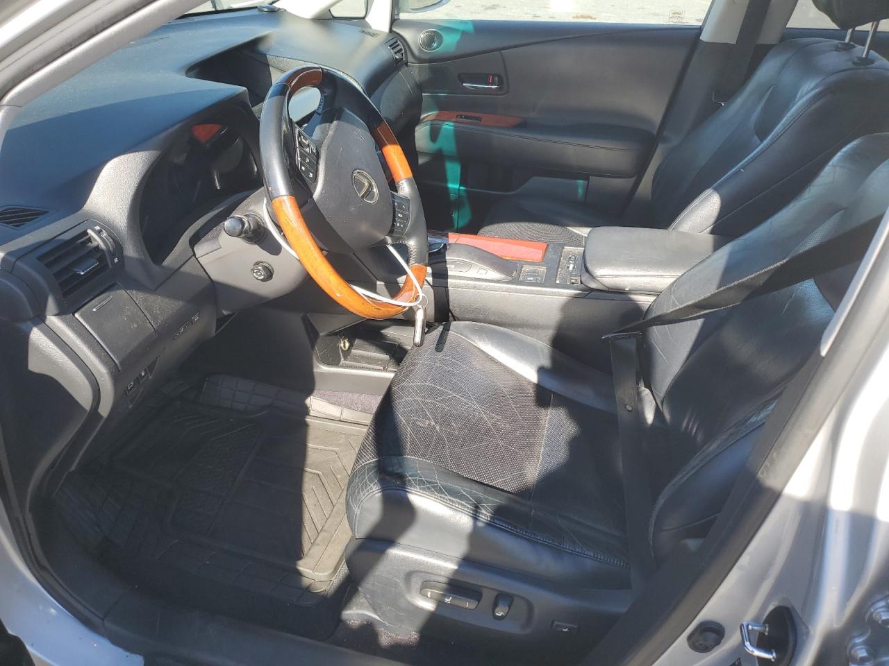 Lexus RX 450h Image 10