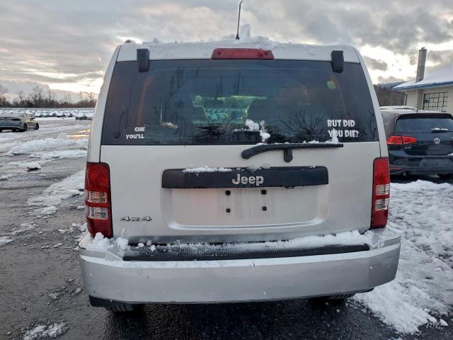 Jeep Liberty Sport Image 4