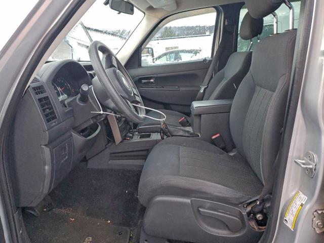 Jeep Liberty Sport Image 5