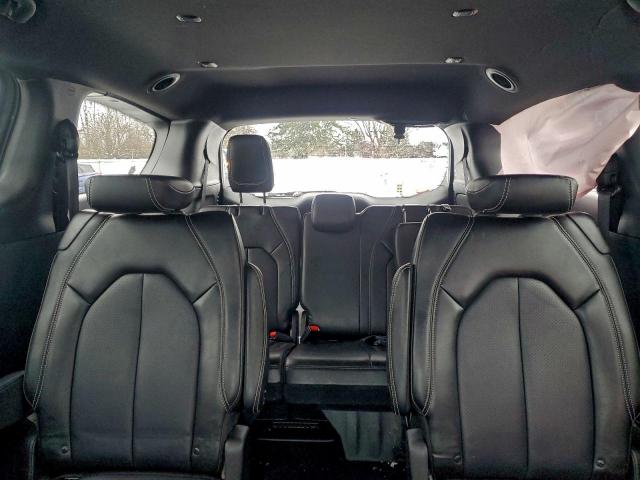 Chrysler Pacifica Select Image 12