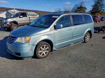  Salvage Chrysler Minivan