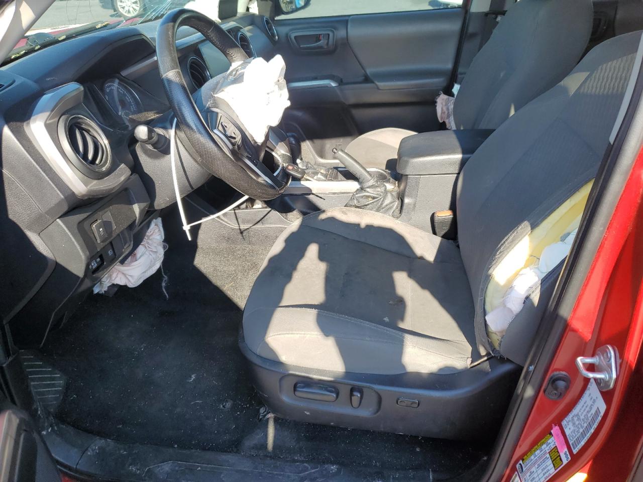 Toyota Tacoma Double Cab Image 9