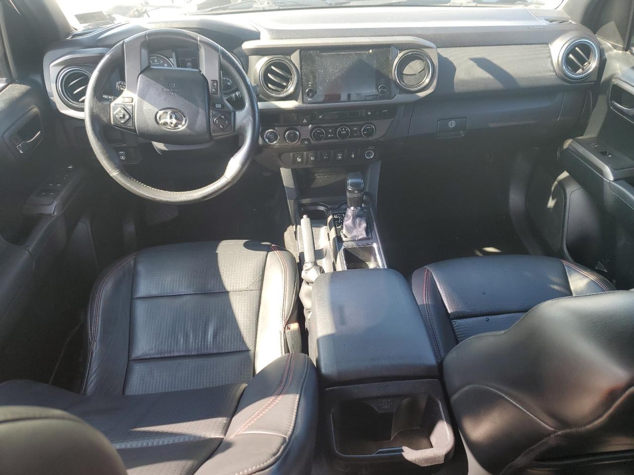 Toyota Tacoma Double Cab Image 9