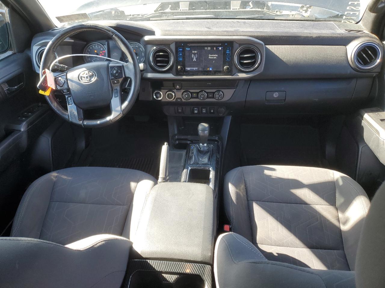 Toyota Tacoma Double Cab Image 11