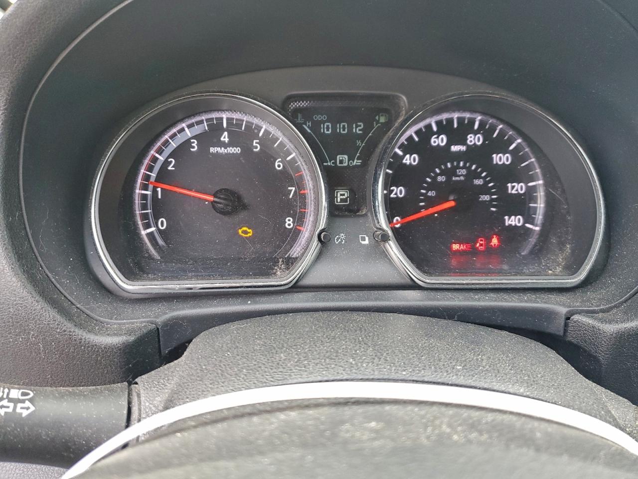 Nissan Versa S Image 10