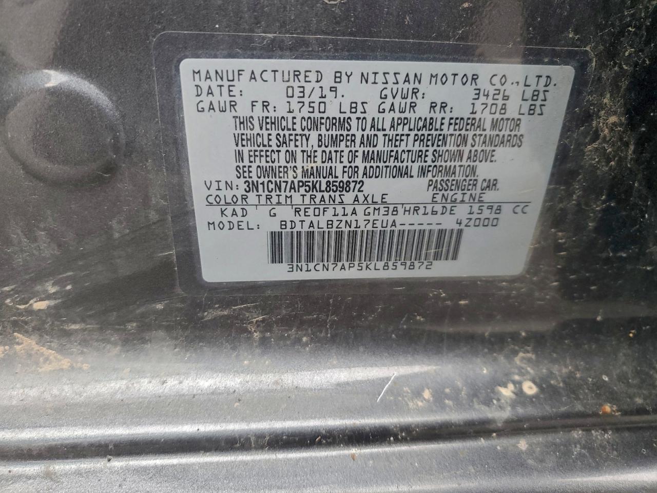 Nissan Versa S Image 2