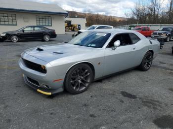  Salvage Dodge Challenger