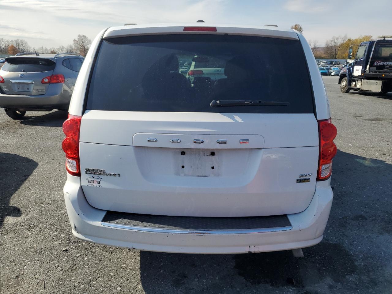 Dodge Caravan Sxt Image 11