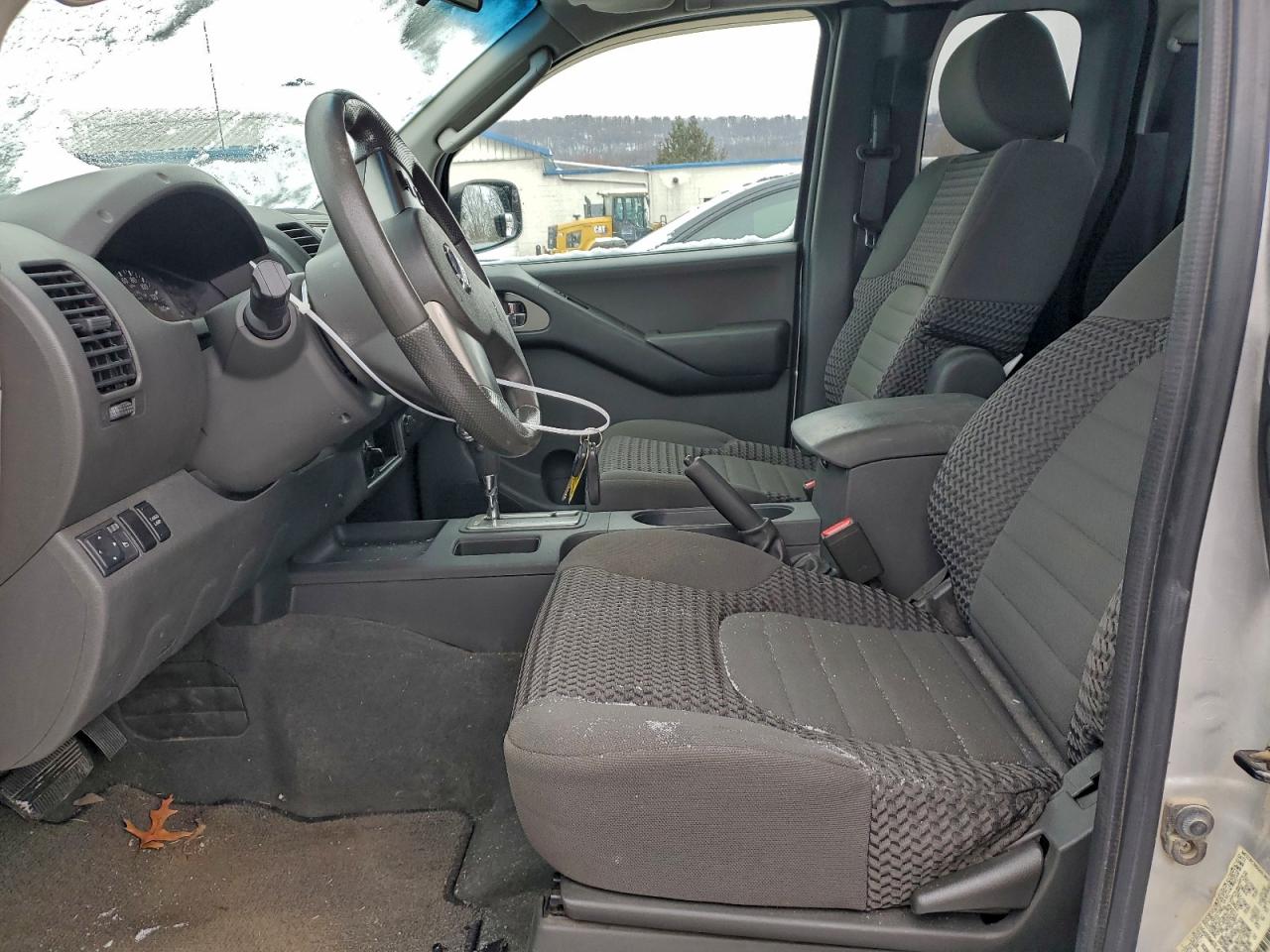 Nissan Frontier King Cab Le Image 4