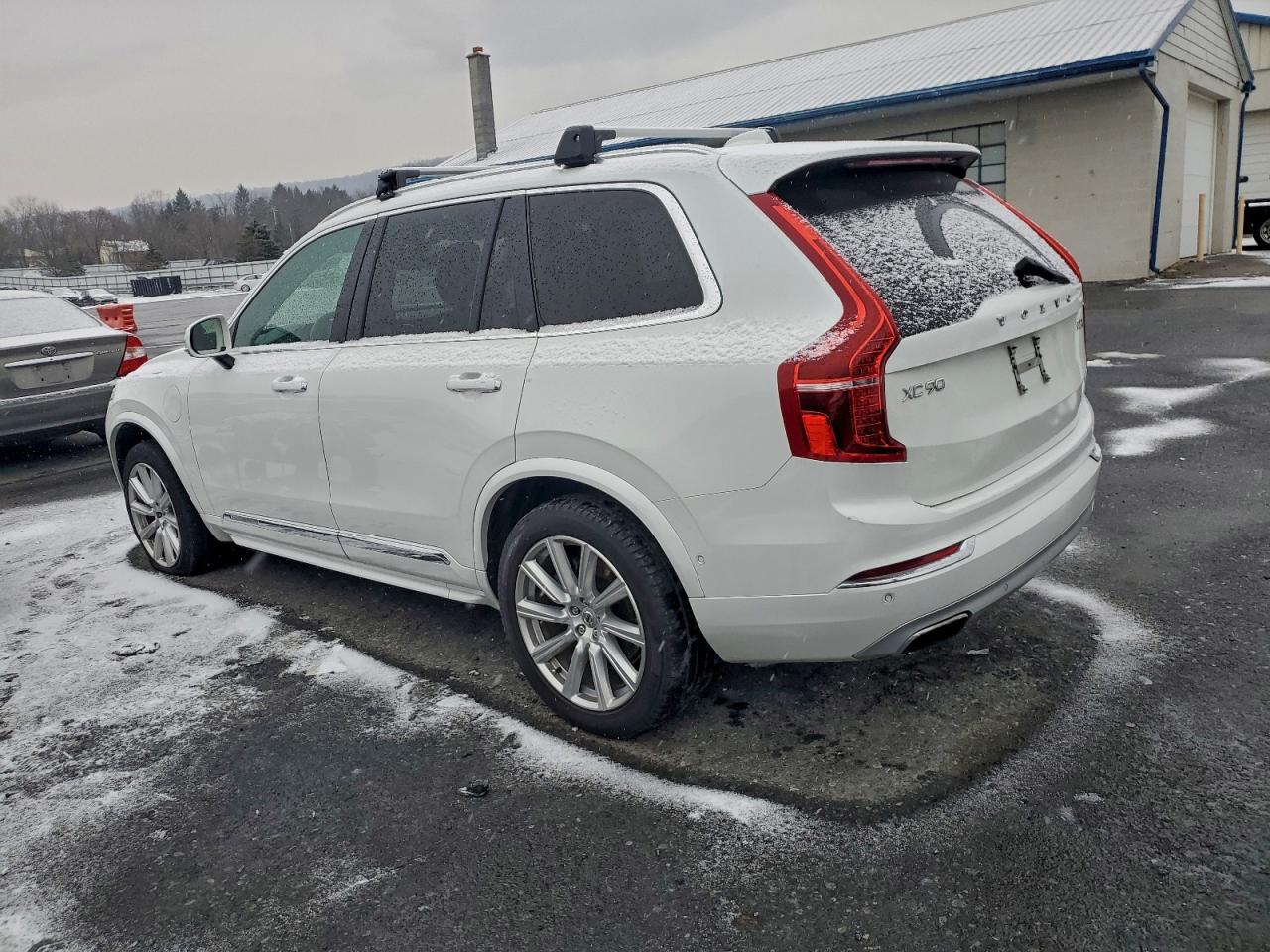 Volvo XC90 T8 Image 8