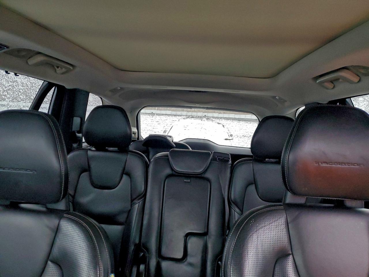 Volvo XC90 T8 Image 2