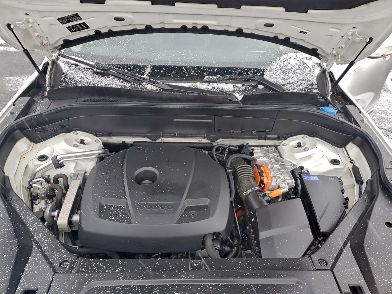 Volvo XC90 T8 Image 6