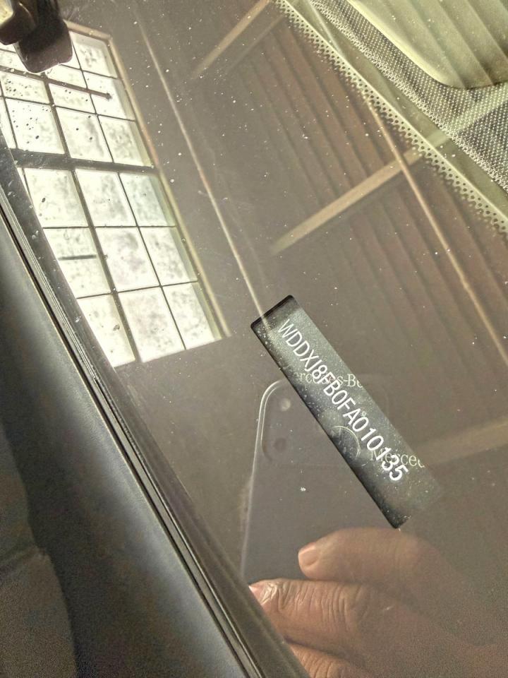 Mercedes-Benz S-Class 550 Image 5