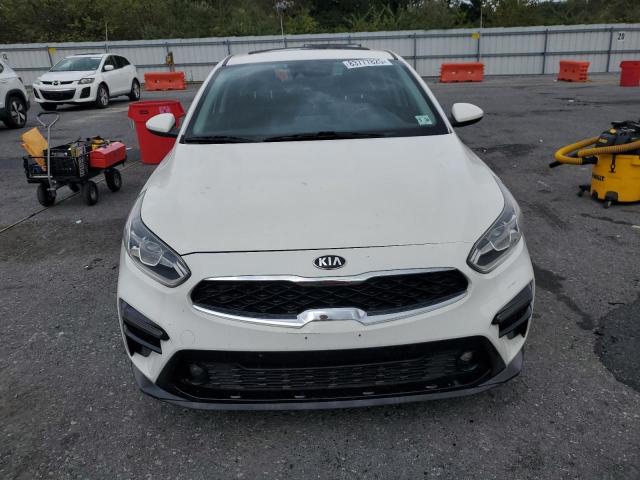 Kia Forte Gt Line Image 8