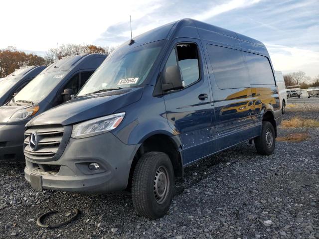  Salvage Mercedes-Benz Sprinter