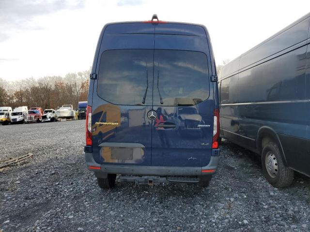 Mercedes-Benz Sprinter 2500 Image 9