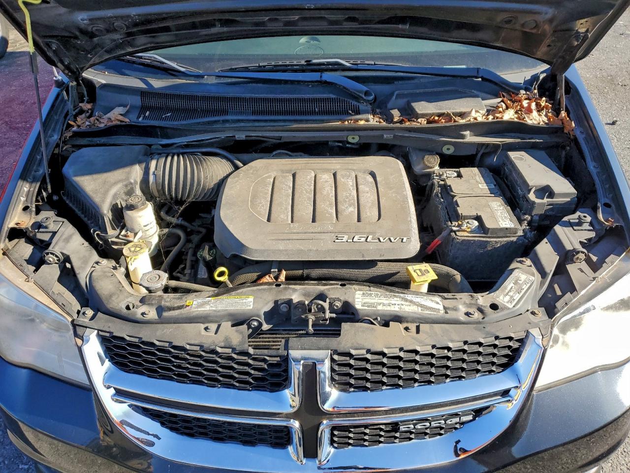 Dodge Caravan Sxt Image 6