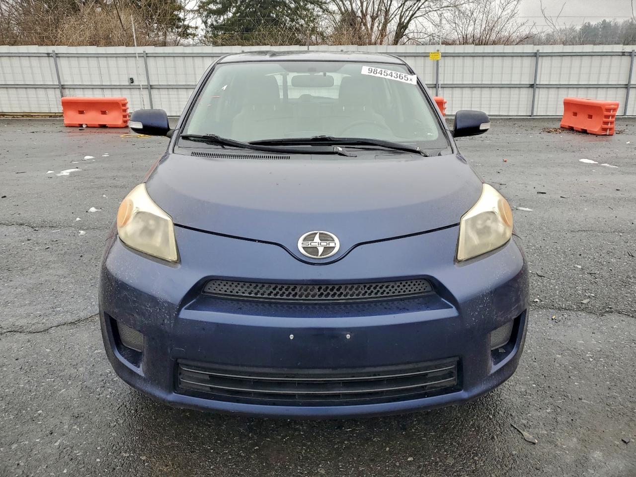 Toyota Scion Image 4