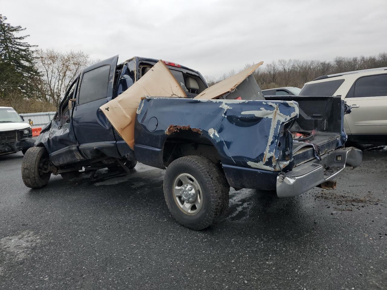 Dodge Ram 2500 Image 2