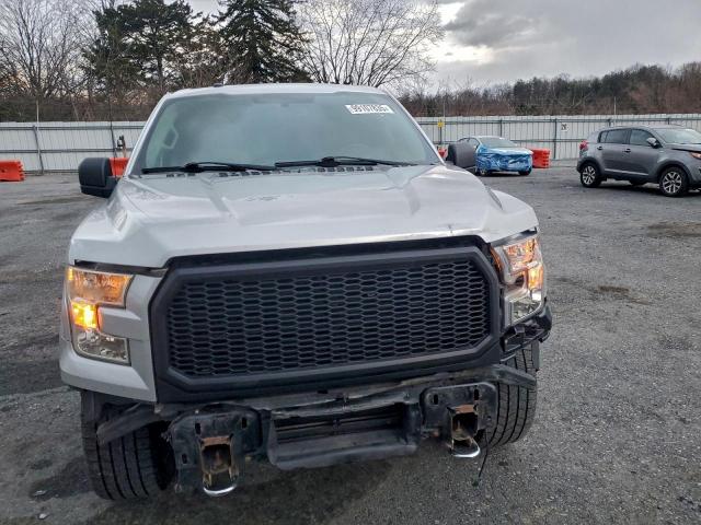 Ford F-150 Supercrew Image 6