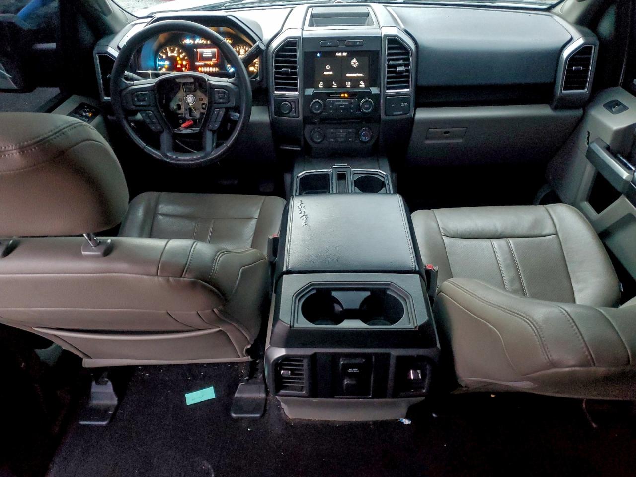 Ford F-150 Supercrew Image 4