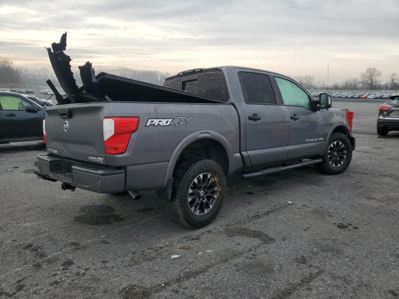 Nissan Titan Sv Image 3