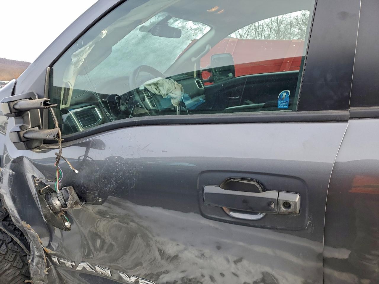 Nissan Titan Sv Image 2