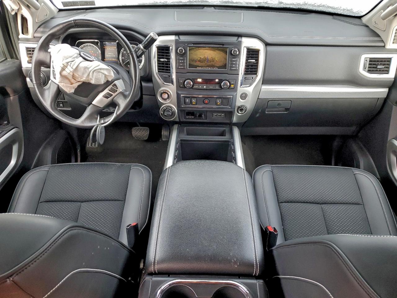 Nissan Titan Sv Image 6