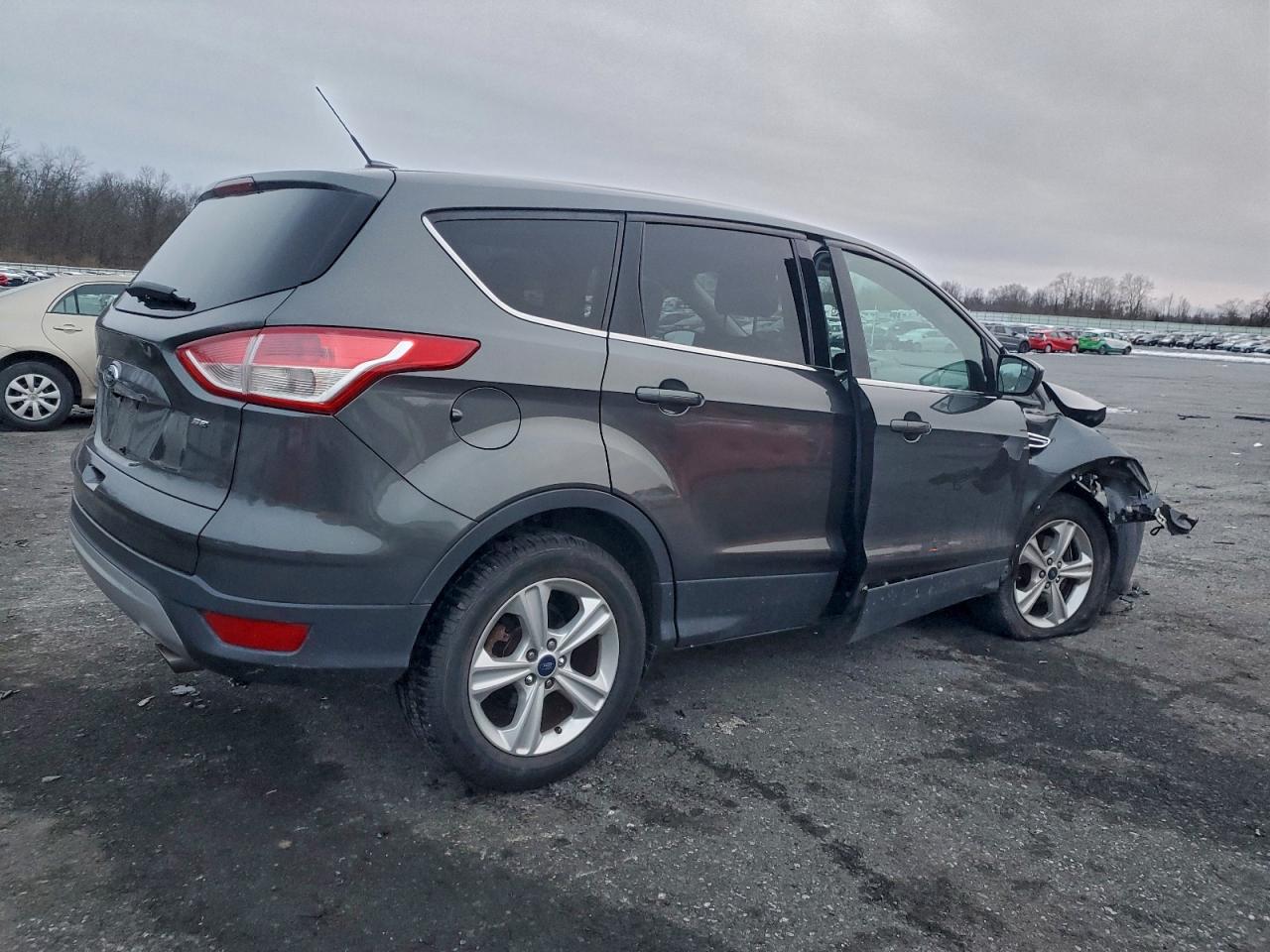 Ford Escape Se Image 8