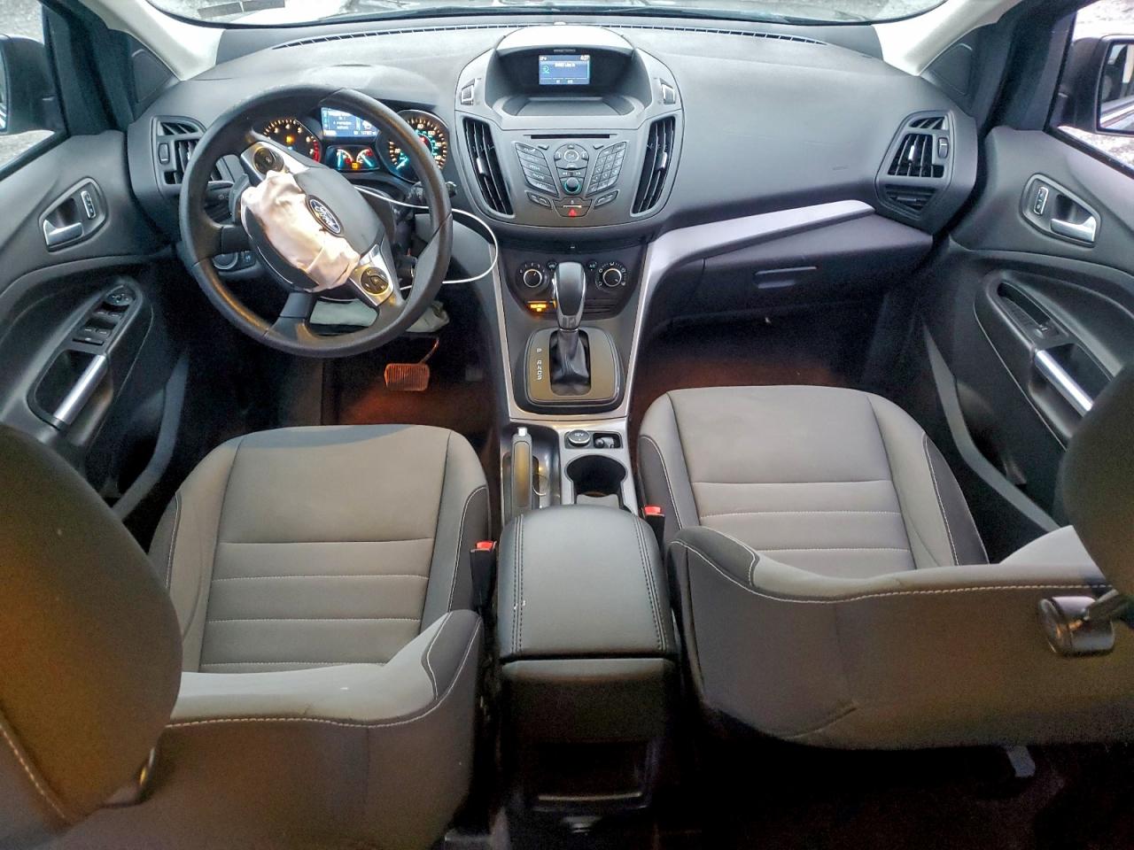 Ford Escape Se Image 9