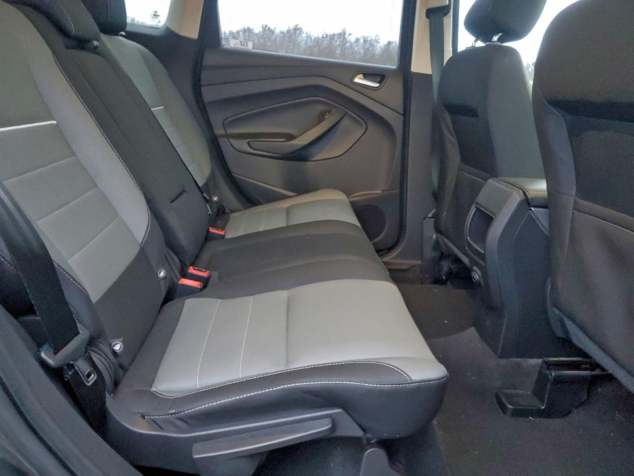 Ford Escape Se Image 2